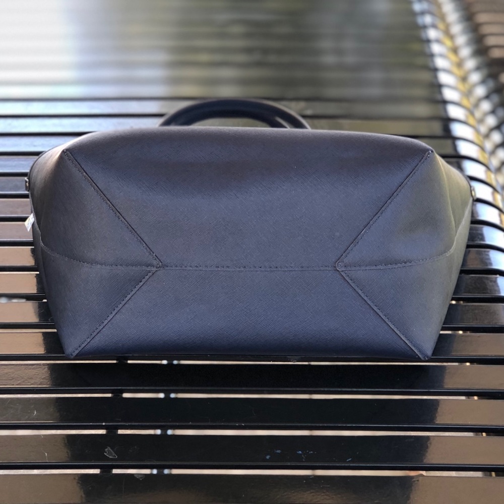 Michael Kors Candy Reversible Tote Bag w/ Pouch - Picture 7 of 8